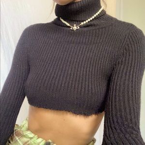 Cropped black turtleneck
